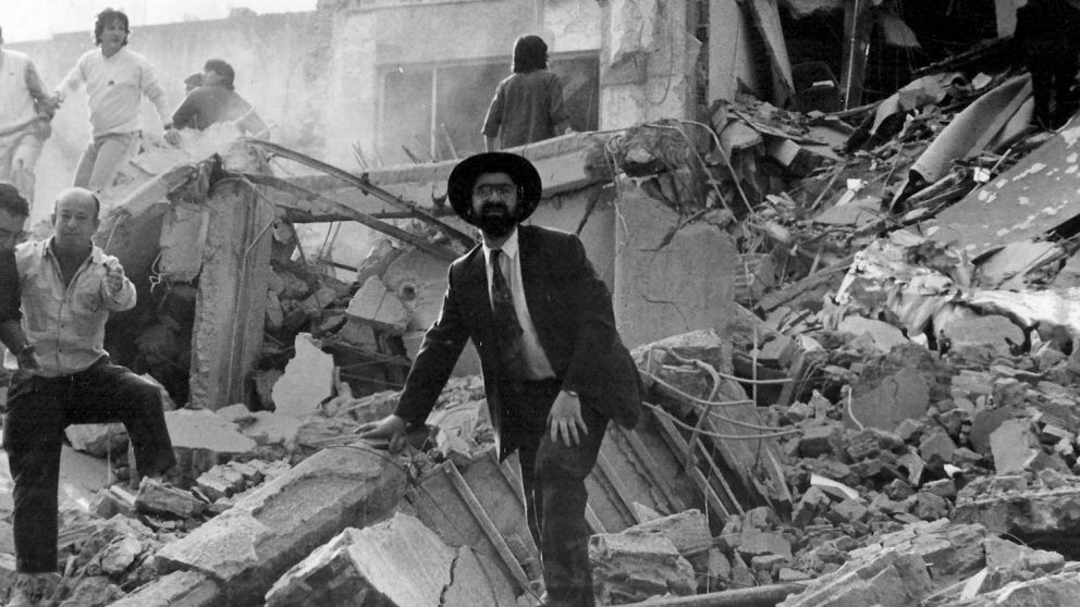 Argentina celebr� la muerte de Al� Jamenei y record� el atentado contra la AMIA