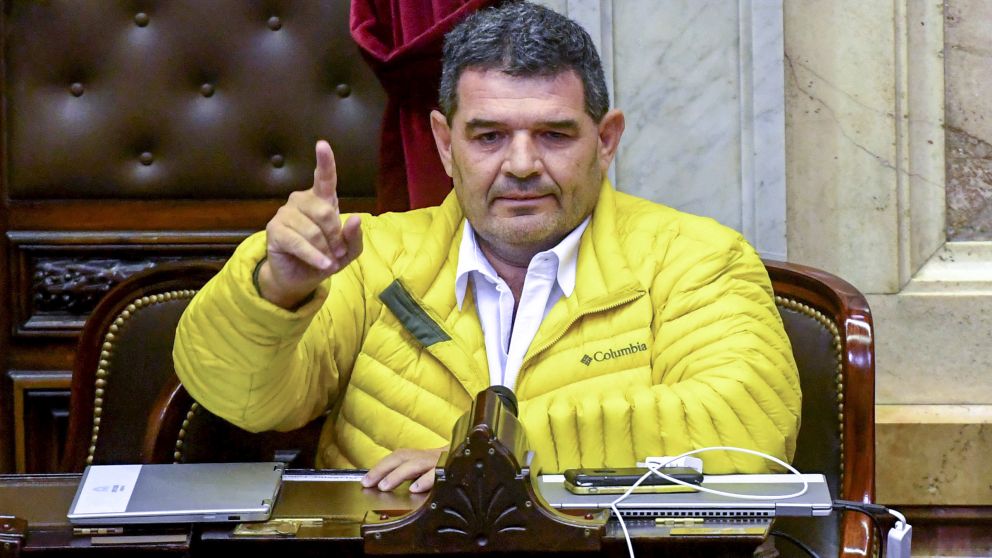 "Hoy el d�lar tendr�a que estar a 60 pesos"