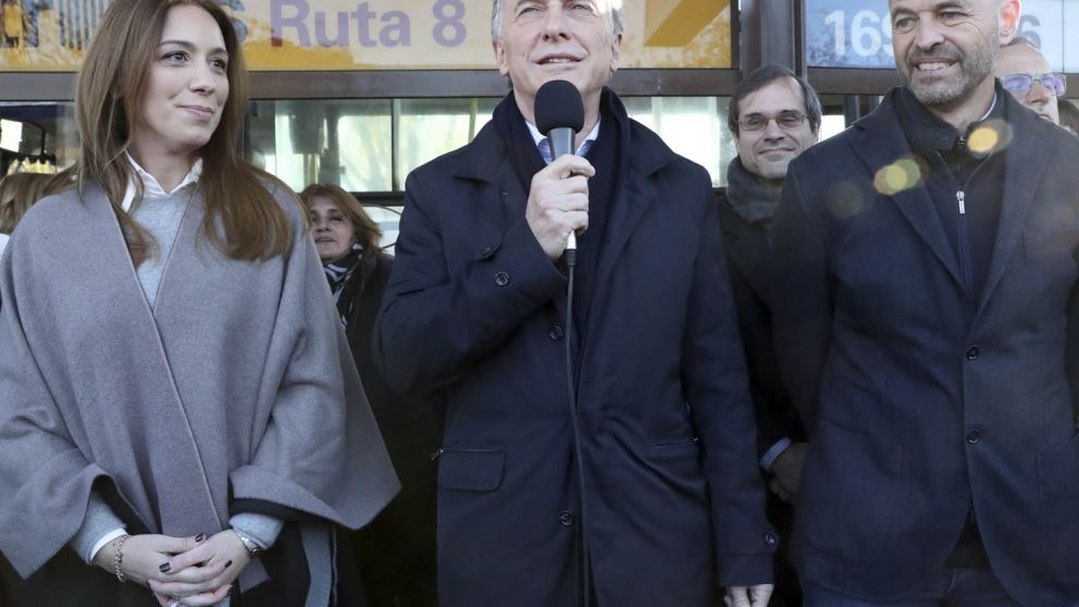 Macri inaugur� el Metrob�s de San Mart�n junto a Vidal y Dietrich
