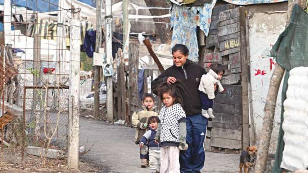 Hubo 52 mil personas que cayeron en la indigencia en los primeros tres meses de 2019