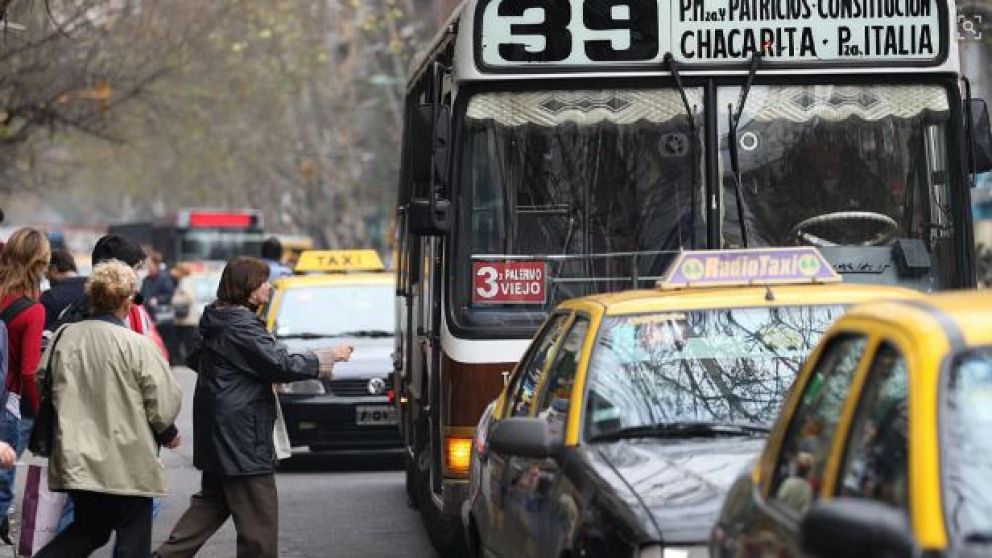 El paro de colectivos afectar� a casi todo el pa�s