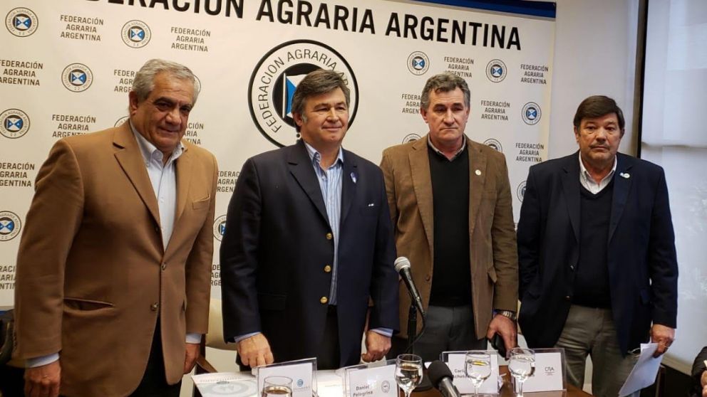 Las entidades se mostraron unidas sólo para la foto