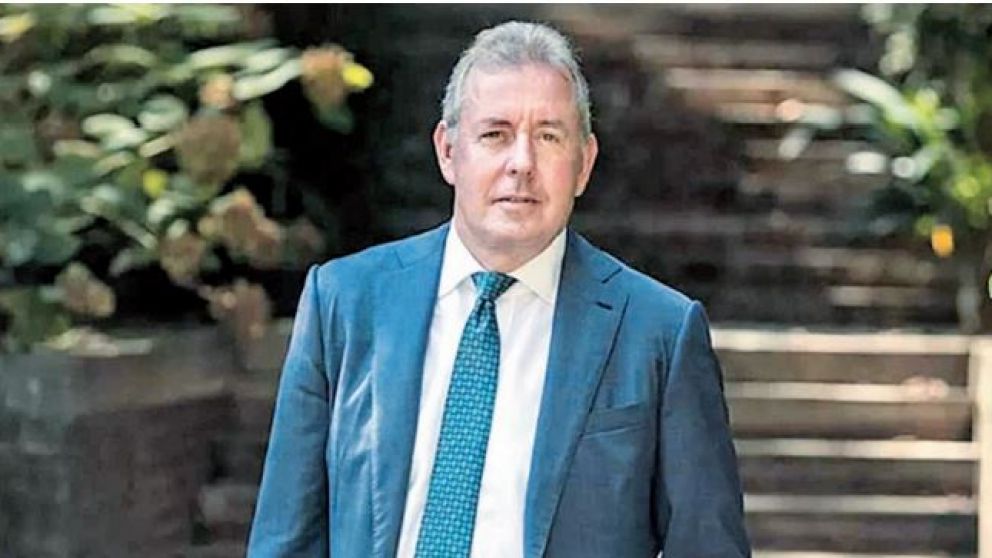 Al diplomático no le alcanzó con el respaldo de Theresa May