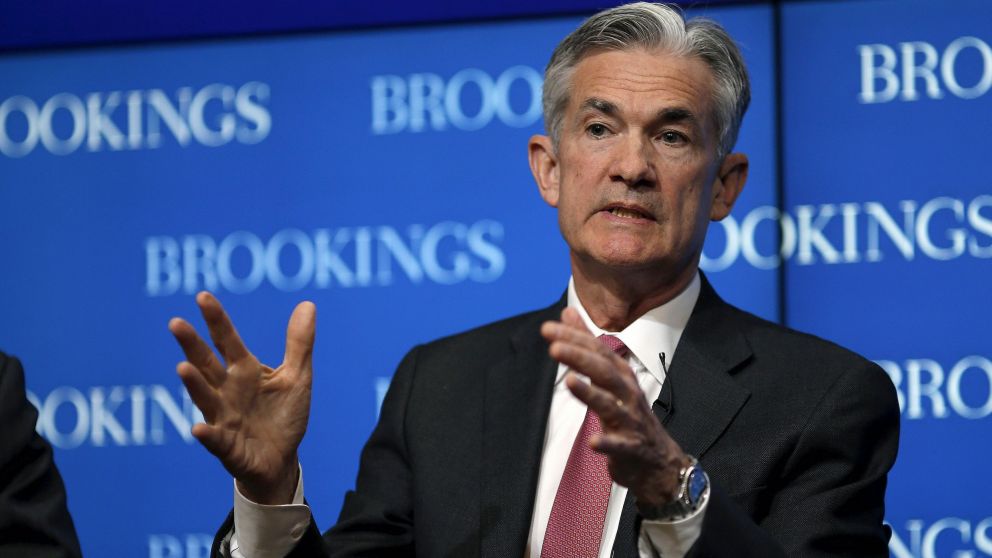 Powell presentará el informe de la Fed hoy y mañana ante el Congreso de EE.UU.