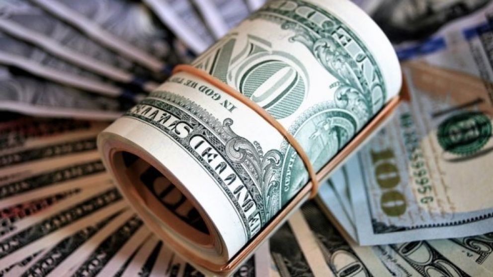 El dólar se dispara en un clima de creciente desconfianza
