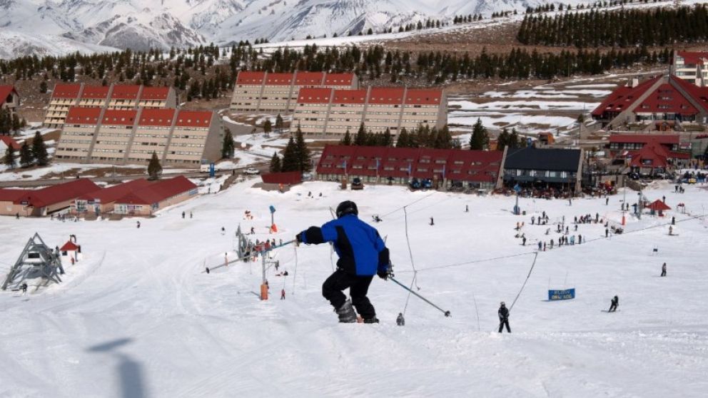 Las Leñas es el destino más económico para ir a esquiar