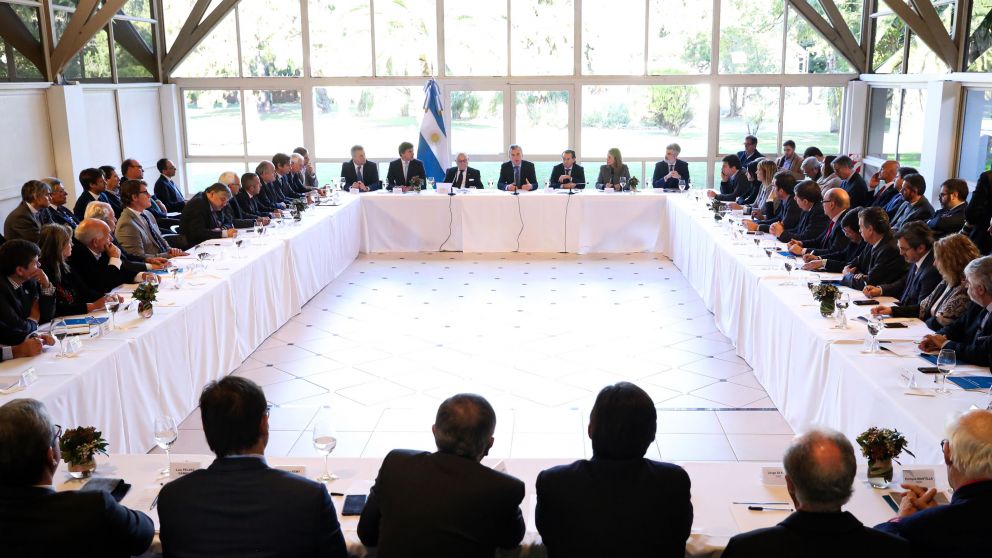 El jefe de Estado y una gran convocatoria