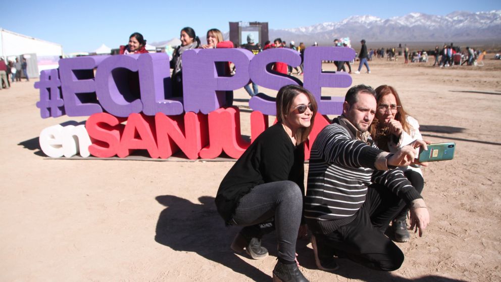 El eclipse será visible en la cordillera cuyana