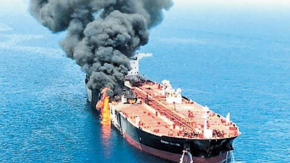 Las tensiones en el estrecho de Ormuz entre EE.UU. e Irán repercuten en el precio del petróleo