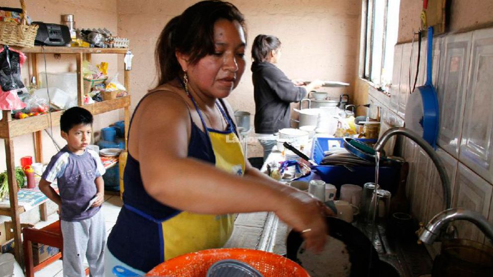 La feminización de la pobreza se incrementa junto a la crisis económica