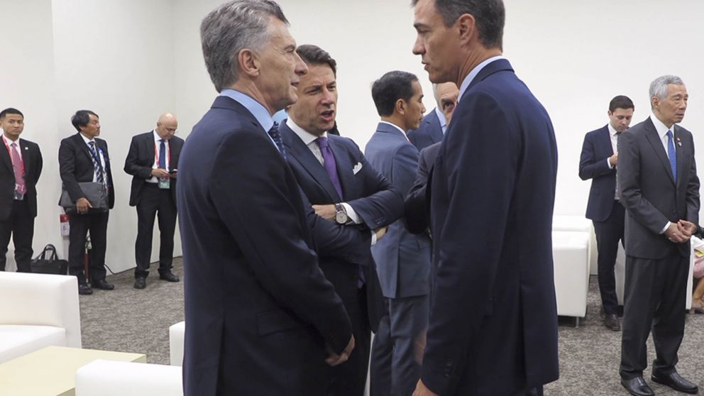 Macri dialogó con el Presidente del Consejo de Ministros de Italia Giuseppe Conte