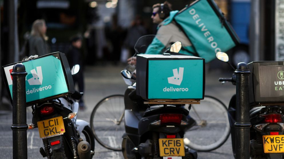 La medida beneficia a 97 trabajadores de la plataforma