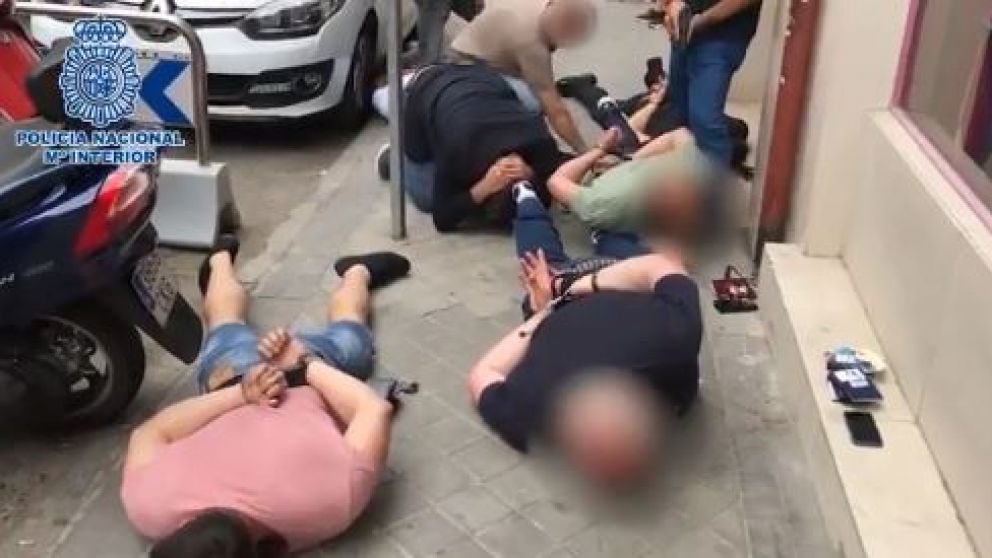 Estuvo retenido por una semana