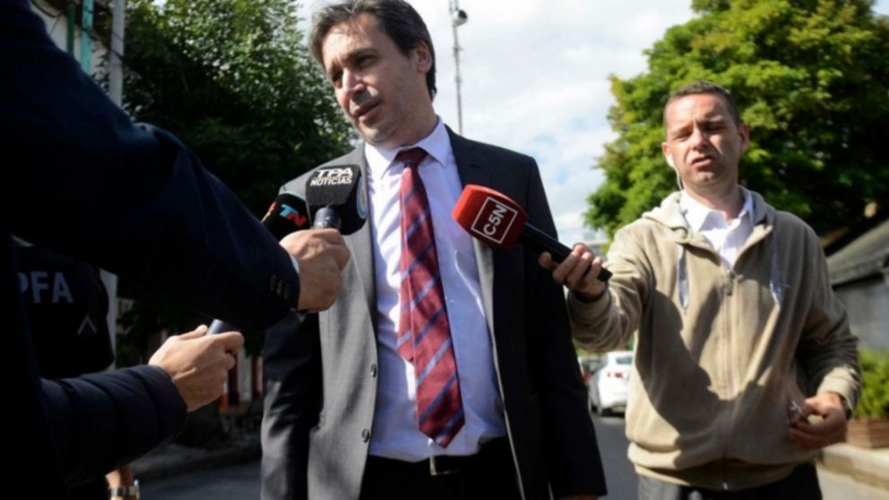 Ramos Padilla concluyó que Díaz Strunz y Menchilas hacían las veces de "custodios" que se encontraban a disposición de D'Alessio