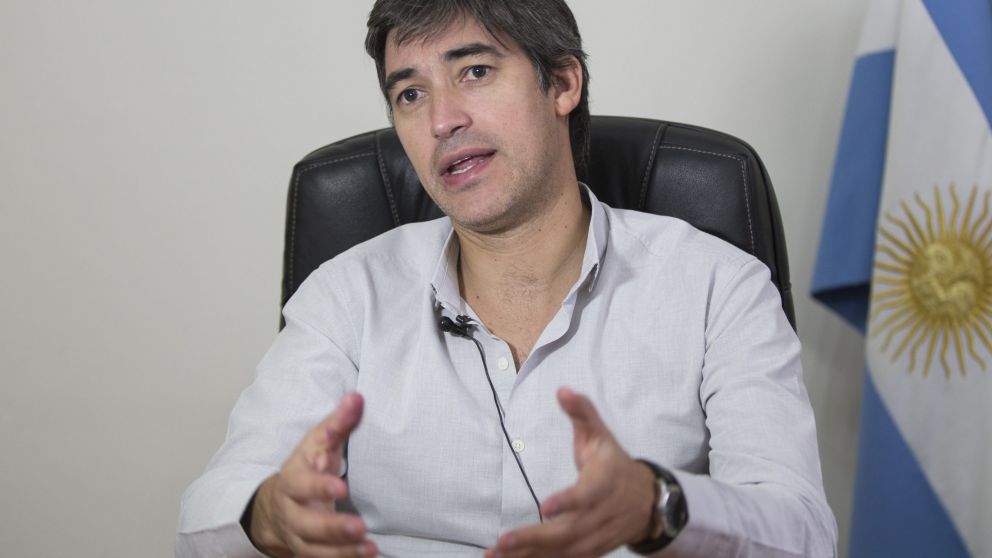 "Salen más de $4.000 millones", lamentó Adrián Pérez