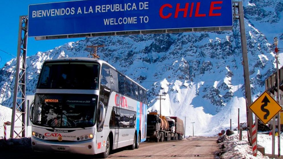La cola de autos para entrar a Chile ya es parte del pasado