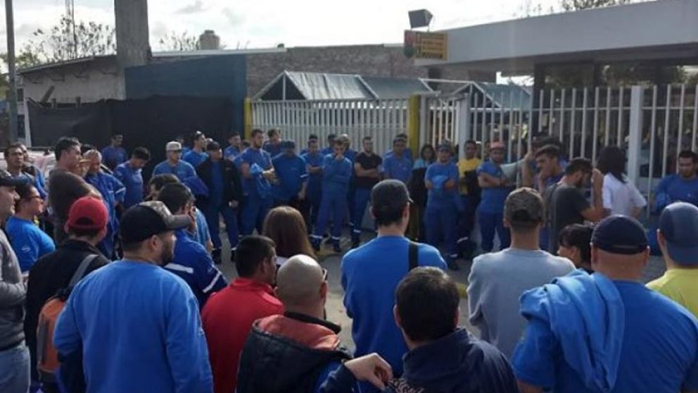 Fallo judicial ordena reincorporar trabajadores