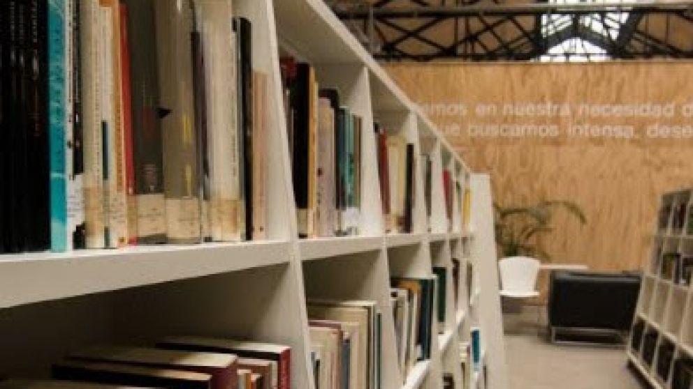 La nueva biblioteca está en Perón y Gallo