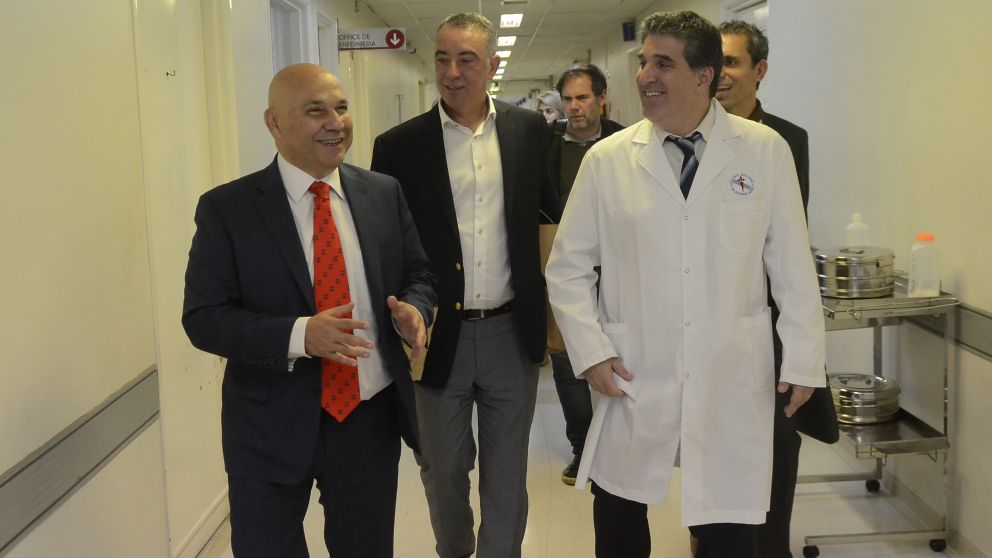 Raúl Olmos, CEO del Grupo que tomó el gerenciamiento del Centro Gallego, en la recorrida inaugural