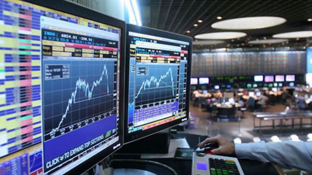 El riesgo país bajaba este mediodía 0,6% y se ubicaba a 848 puntos básicos