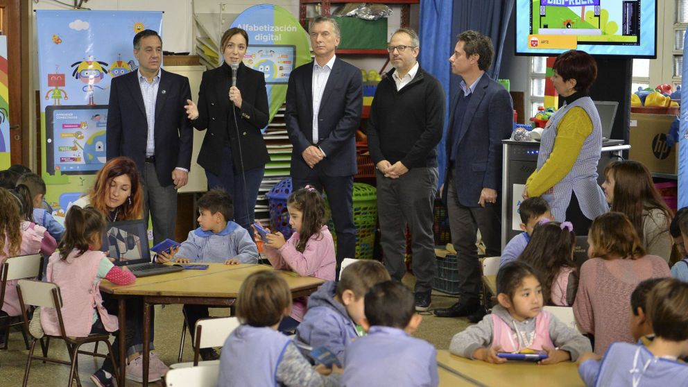 El Presidente no habló de candidaturas y realizó un acto con Vidal