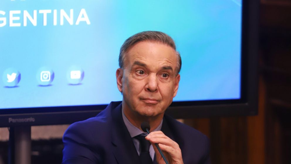 Pichetto pretende que el Senado siga siendo su hábitat