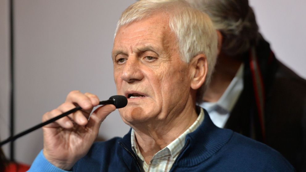 Caló apoya el acuerdo con Massa