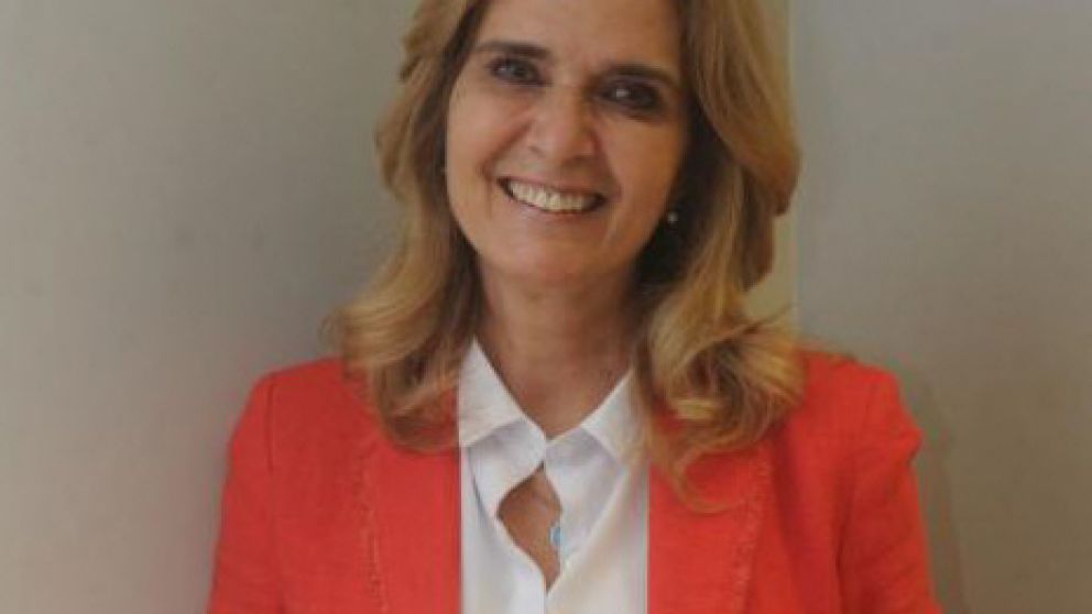 Silvia Elías de Pérez