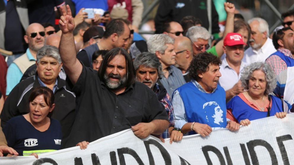 Baradel denunció que el Gobierno incurrió en una incorrecta liquidación de los salarios docentes