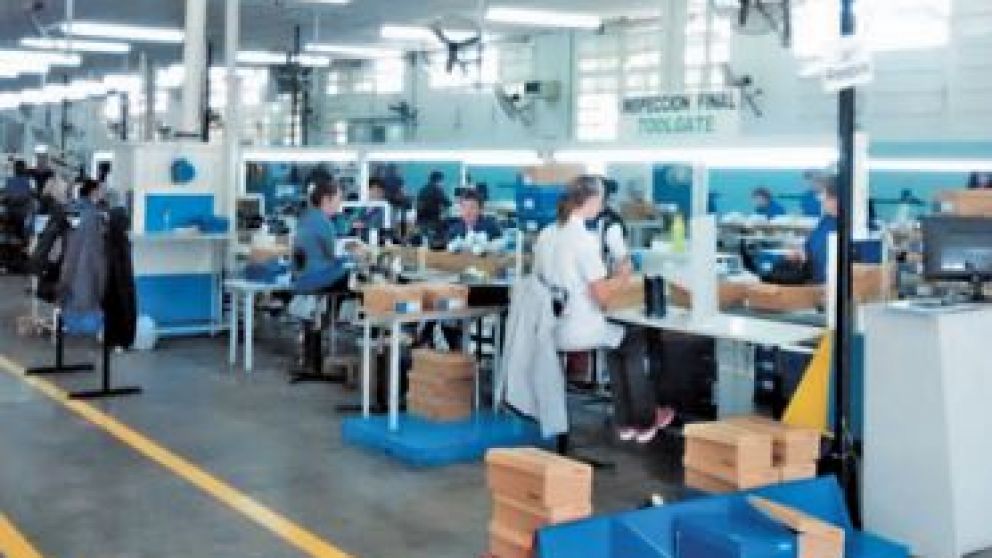 El fabricante de zapatillas Dass sigue despidiendo trabajadores