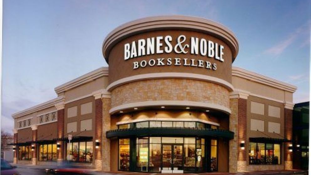 Paul Singer compró la librería Barnes & Noble