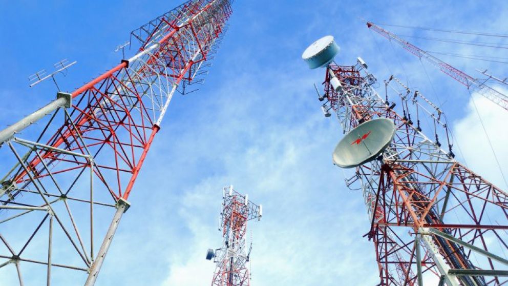 Telefónicas buscan potenciar la conectividad móvil en todo el país