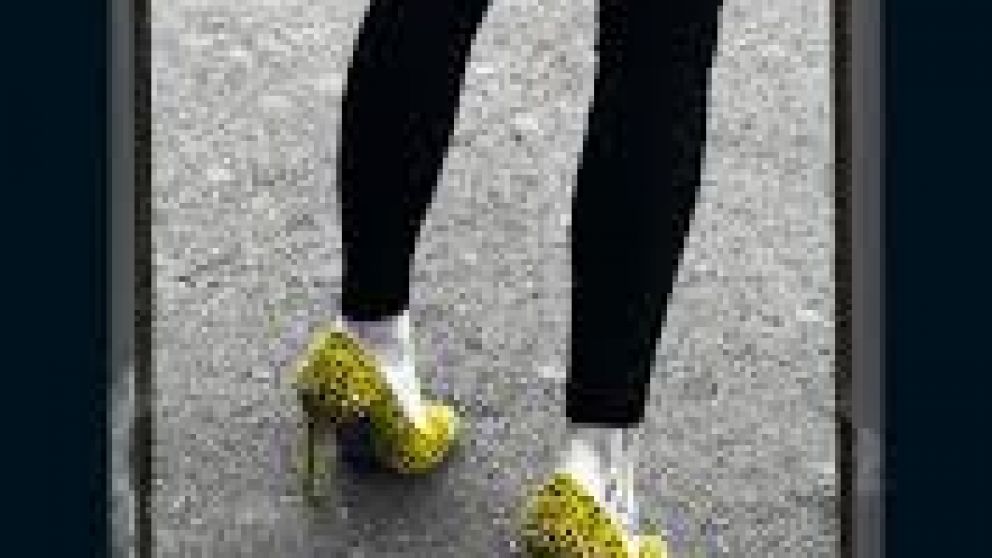 Lejos de la rutilante Barcelona, la vida en los barrios más desfavorecidos de la ciudad