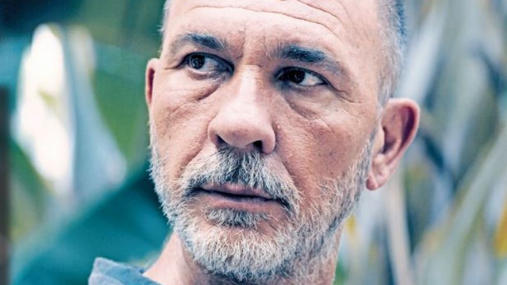 Un asesino en la isla