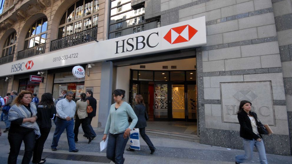 Pymes se alejan de los bancos