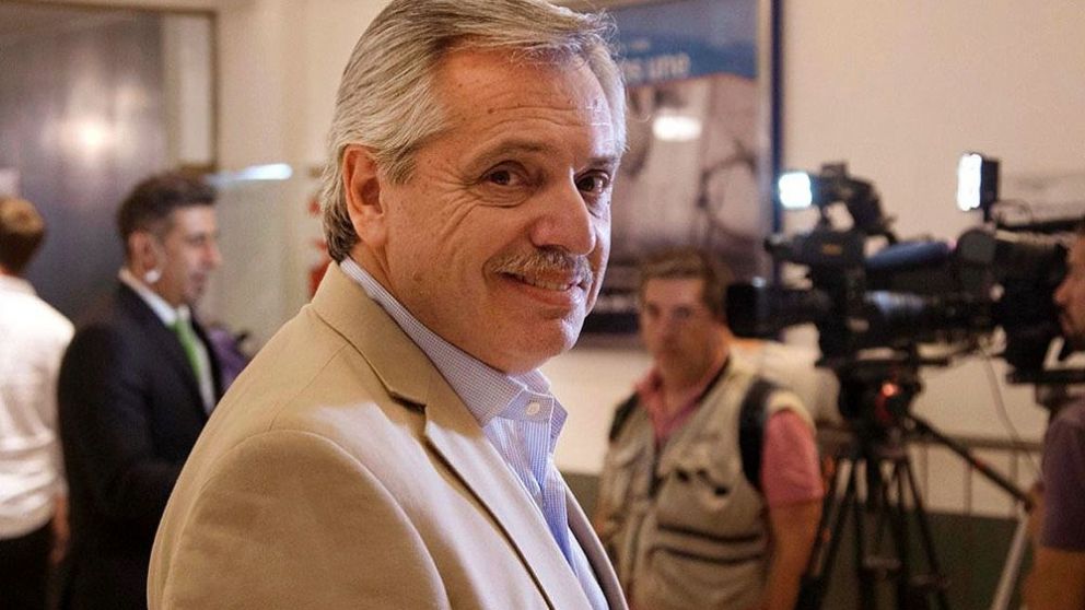 Es la segunda vez que Fernández presenta un cuadro de inflamación de la pleura