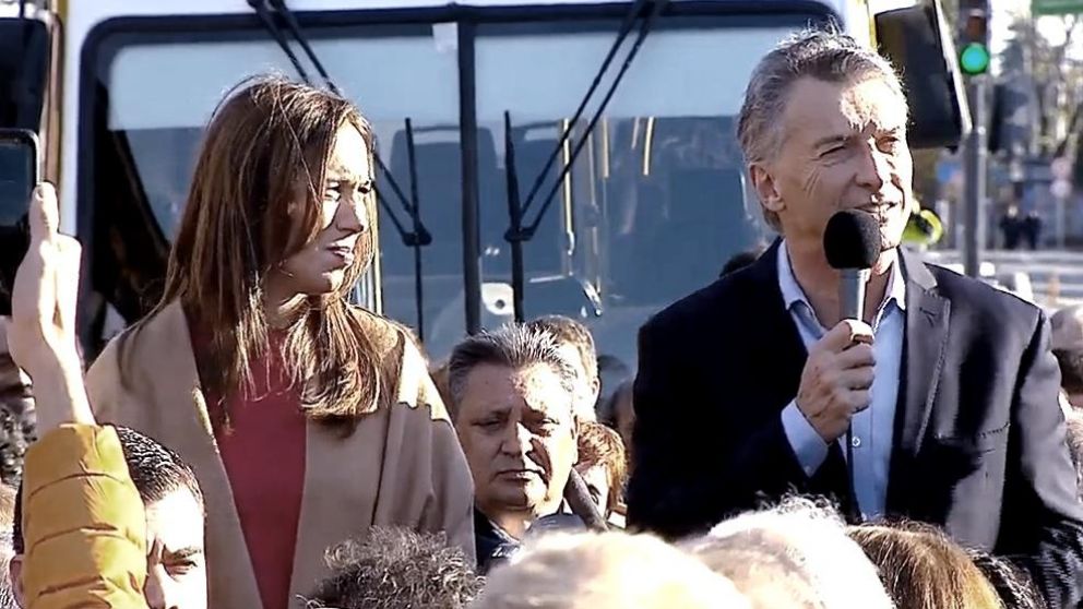 "Hay gobernantes que ponen grandes carteles con su foto" al lado de las obras que realiza el Gobierno, aseguró