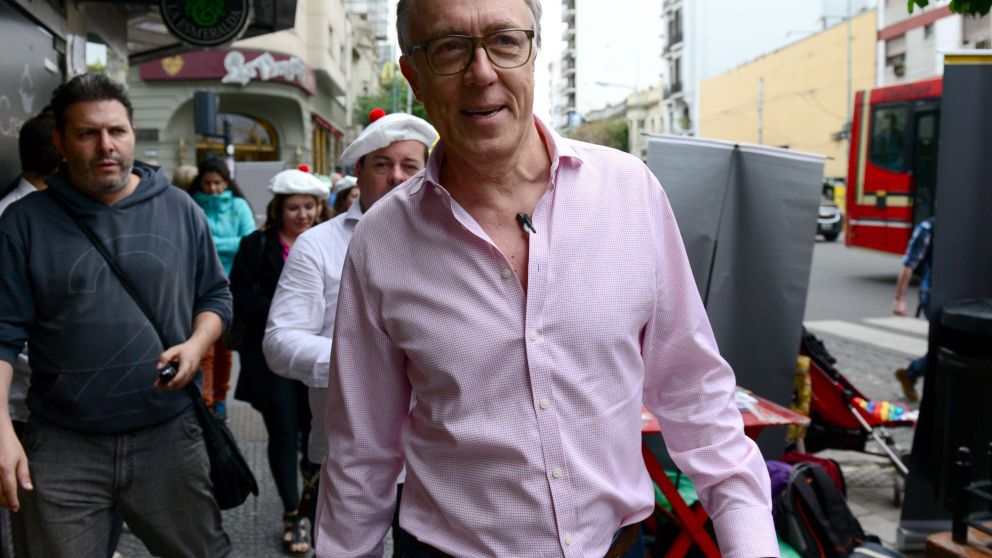 "Hay un aluvión de consultas de inversores internacionales para entender qué es lo que está en juego", afirmó