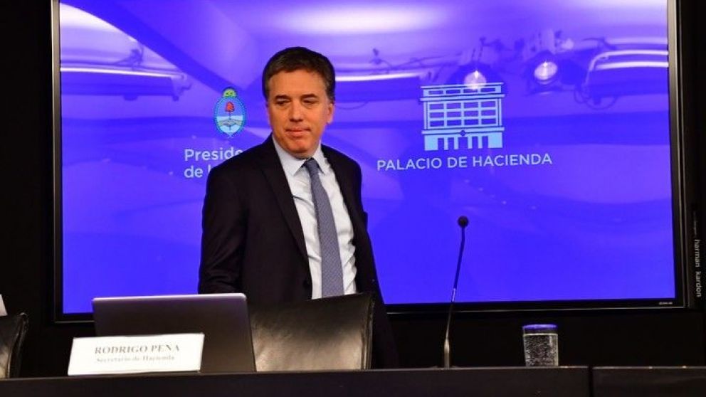 Esta semana Dujovne colocó deuda en pesos para febrero de 2020