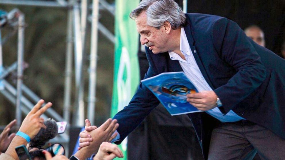 "Hay lugar para Sergio Massa y quien quiera participar"