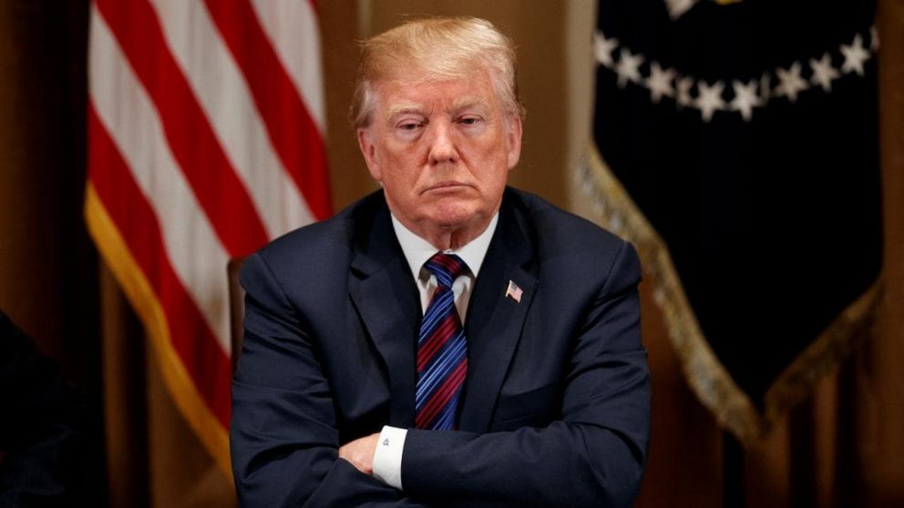 La Constitución de EE.UU. prohíbe imputar un delito federal a un presidente mientras esté ejerciendo el cargo