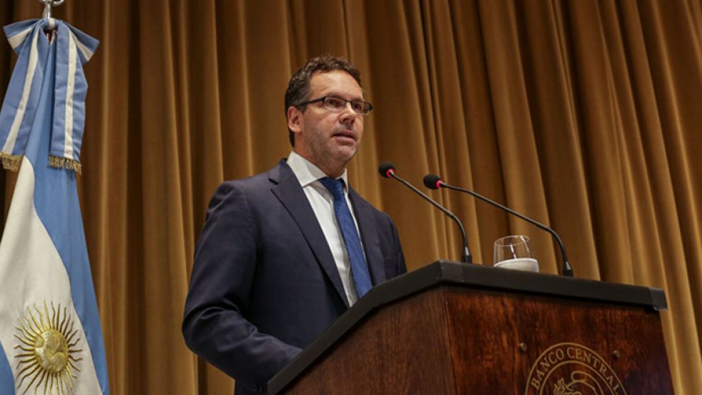 Sandleris afirmó que en el Gobierno son optimistas respecto a la inflación