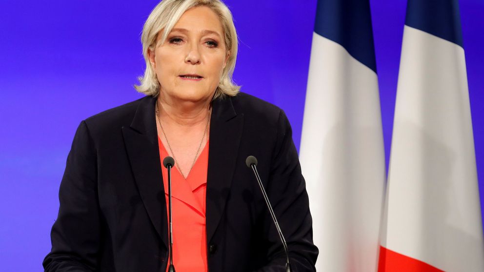 Marine Le Pen se reposicionó