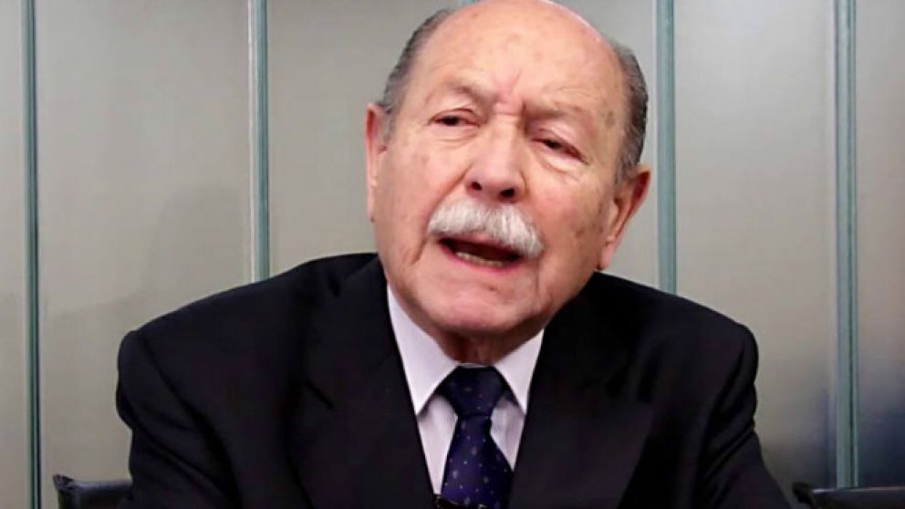 Sappia, titular de la Convención, impulsa la retirada