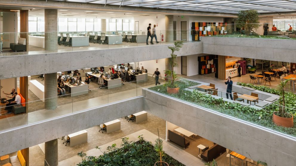 Natura compró Avon y se convierte en la cuarta empresa de belleza del mundo