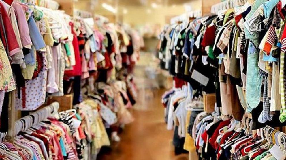 Las importaciones cayeron un 25 por ciento