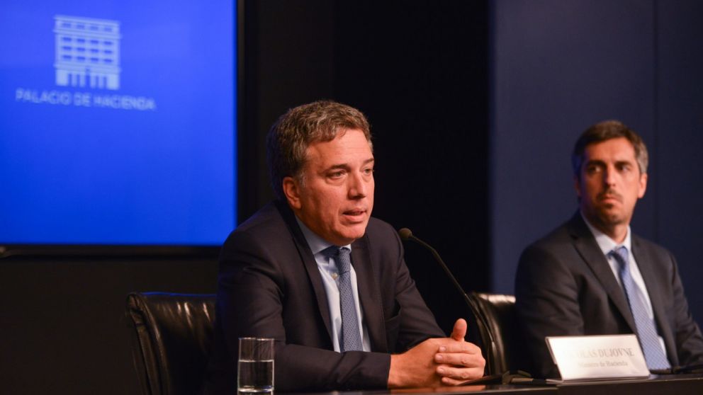 Hacienda pronosticó un déficit financiero de 3,2% para 2019