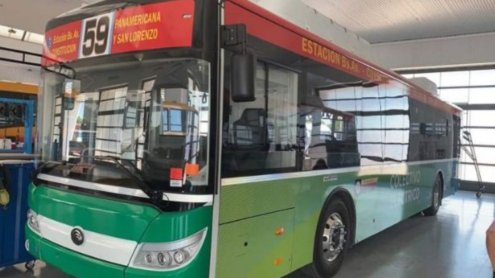 Colectivos el�ctricos: autorizan prueba piloto en CABA 