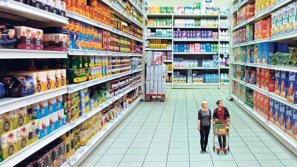 Dujovne aseguró que la inflación de abril será menor al 4,7% de marzo