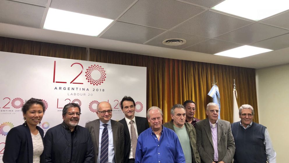 La CGT advirtió al FMI la grave situación que atraviesa el país